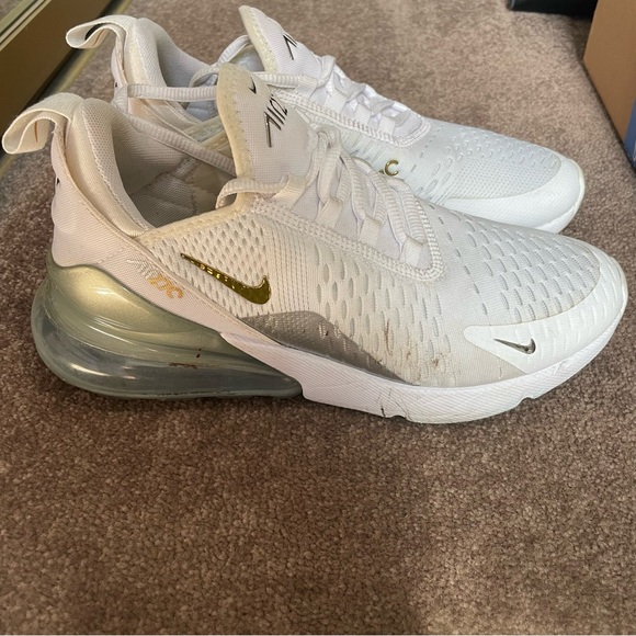 Nike Air Max 270 - Unique Gold Nike Swoosh - Picture 6 of 6